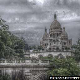 Illustration de la référence HDRI Basilique du Sacré-Coeur de Montmartre - Paris - Vu du bas 